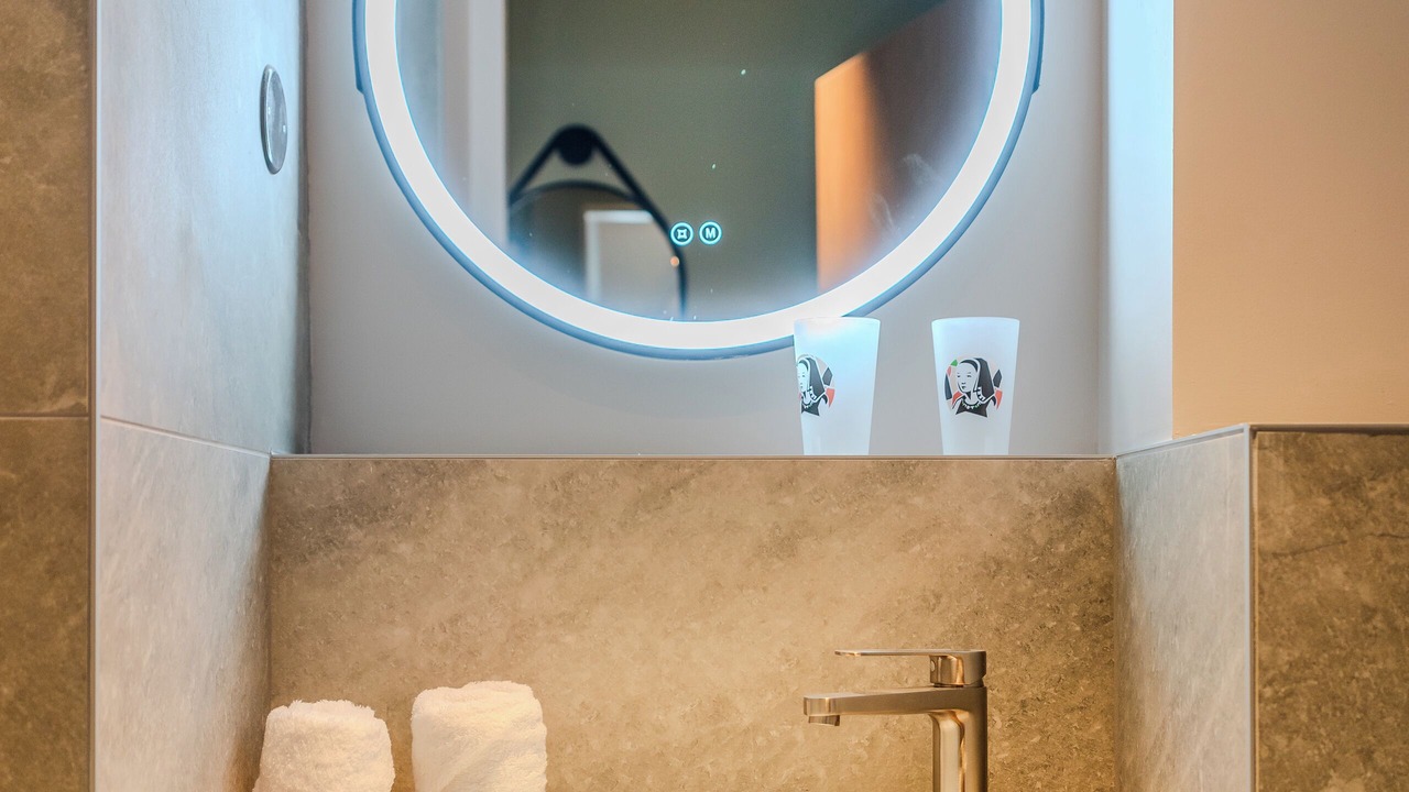 Photo of Bathroom in Intra Muros