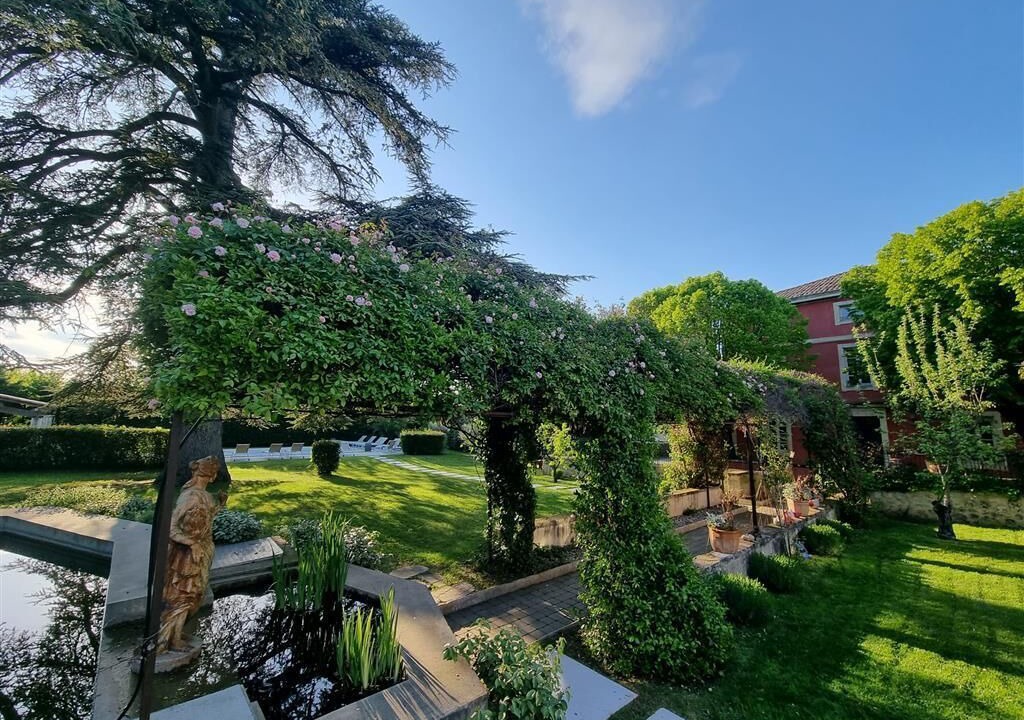 Photo of Outdoor in Saint-Paul-Trois-Chateaux