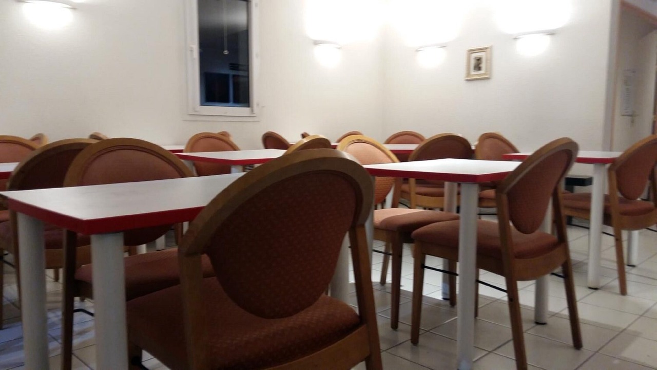 Photo of Others in Olivet