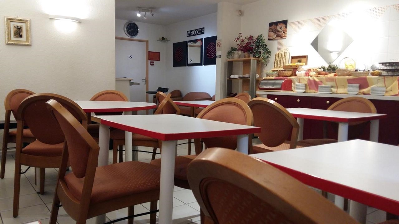 Photo of Others in Olivet