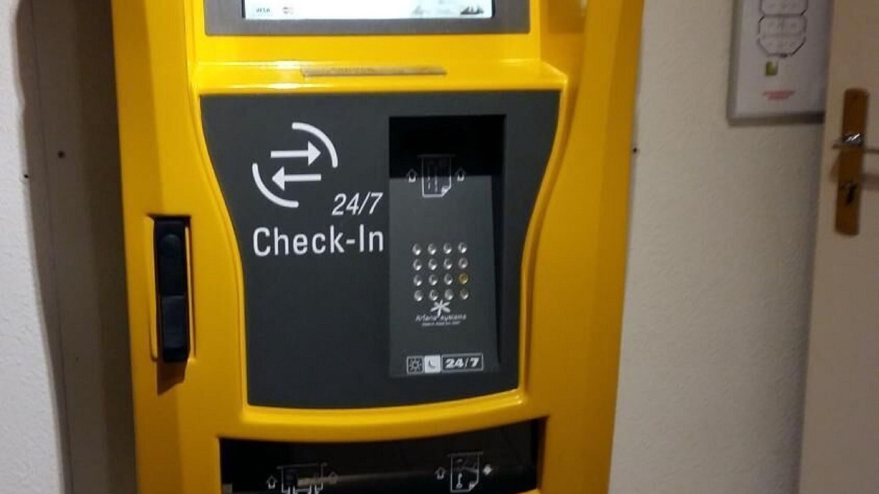 Photo of Others in Olivet