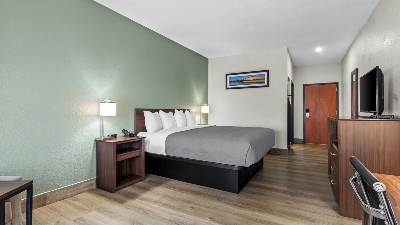 Photo of Bedroom in Tahlequah