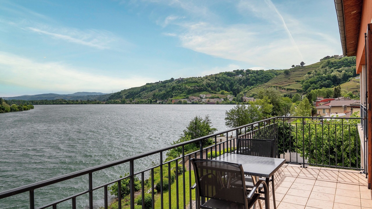 Photo of Bedroom in Condrieu