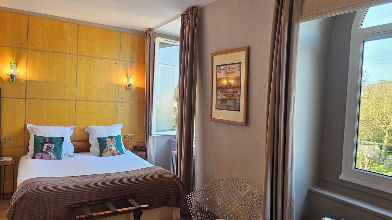 Photo of Bedroom in Saint-Servan