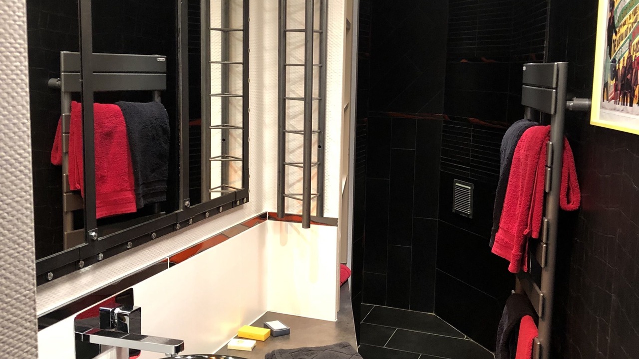 Photo of Bathroom in Quartier Vieux Marche-Cathedrale