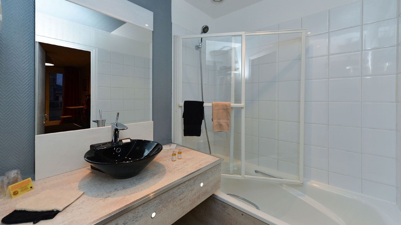 Photo of Bathroom in Quartier Vieux Marche-Cathedrale