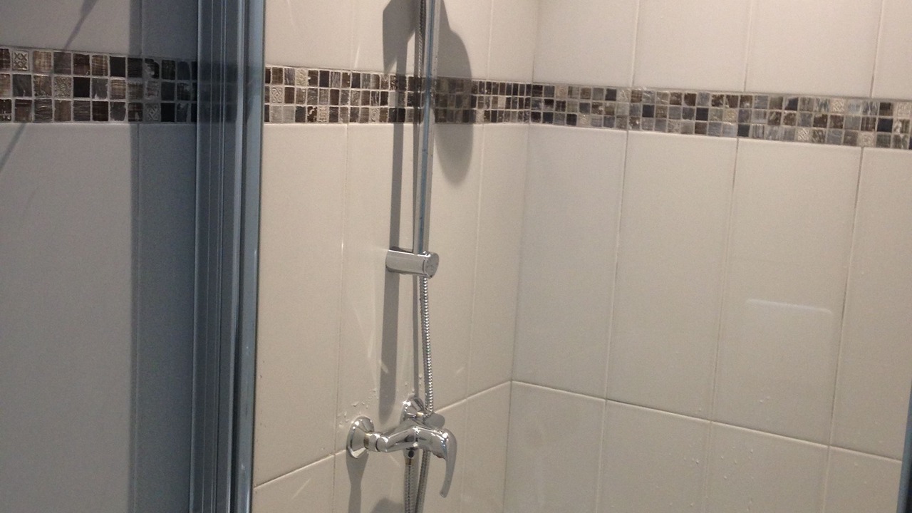 Photo of Bathroom in Avignon City Centre