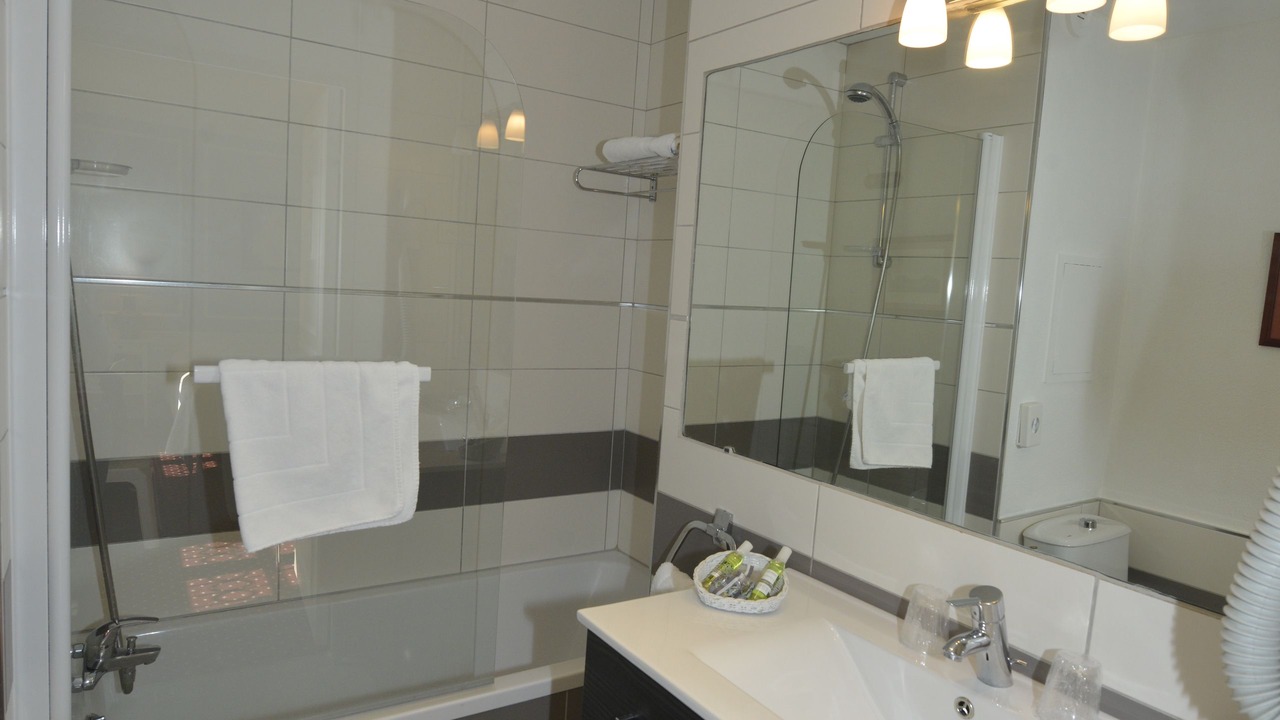 Photo of Bathroom in Eybens