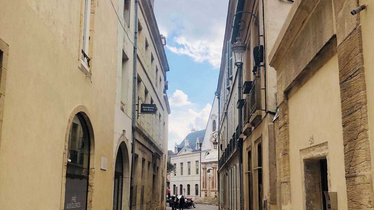 Photo of Bedroom in Dijon Centre Ville
