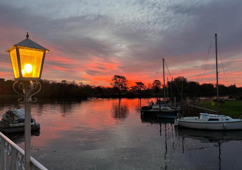 Photo of Outdoor in Shepperton