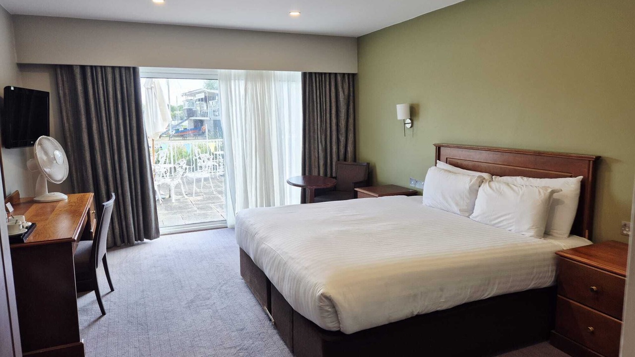 Photo of Bedroom in Shepperton