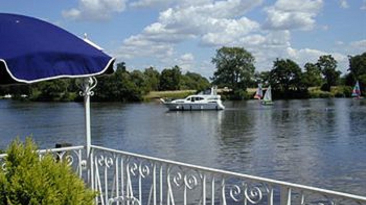 Photo of Others in Shepperton