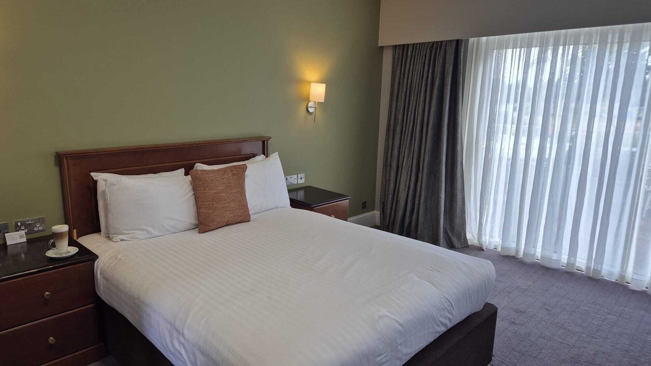 Photo of Bedroom in Shepperton