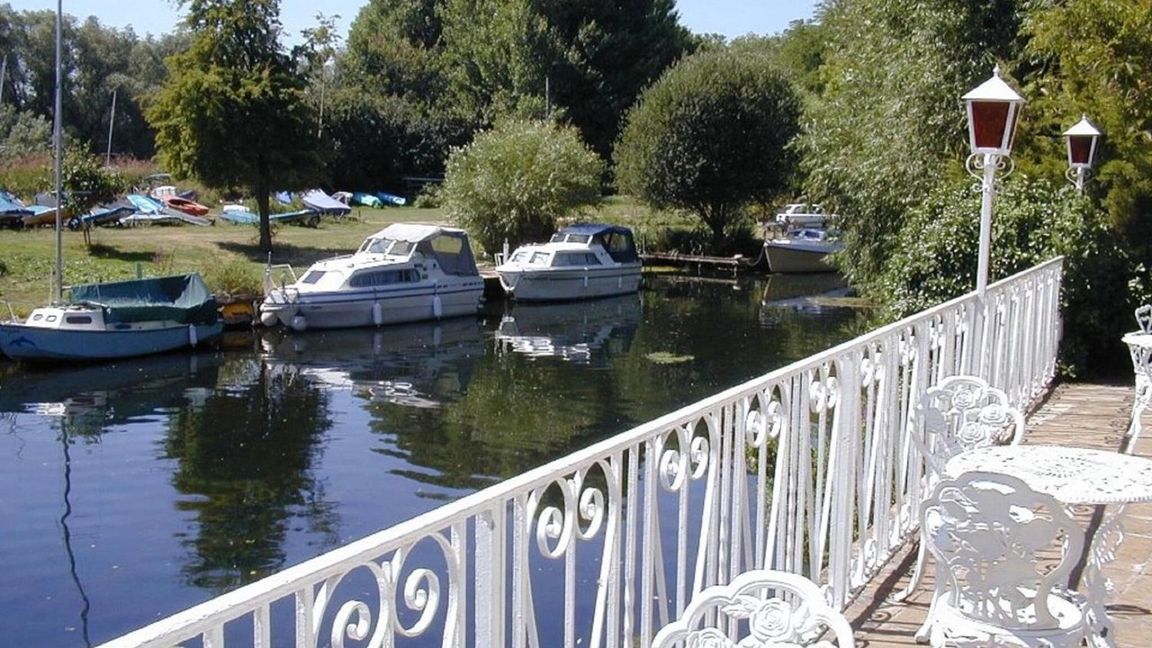 Photo of Others in Shepperton