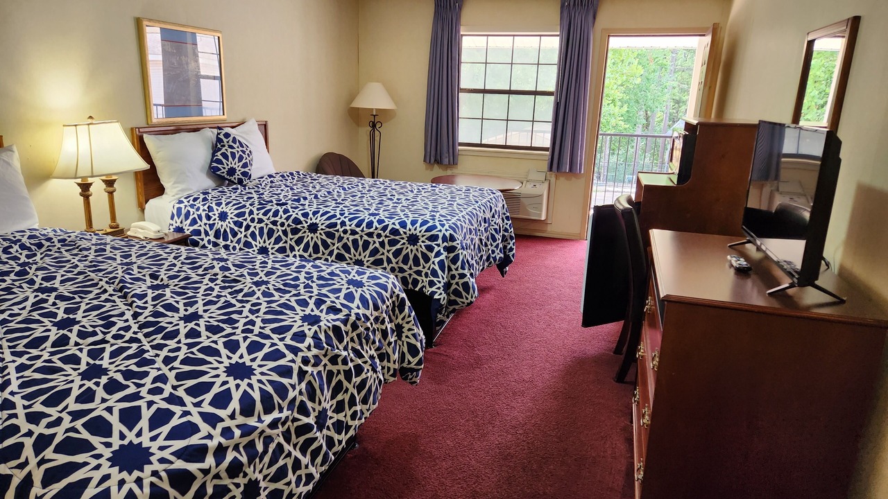 Photo of Bedroom in Eureka Springs
