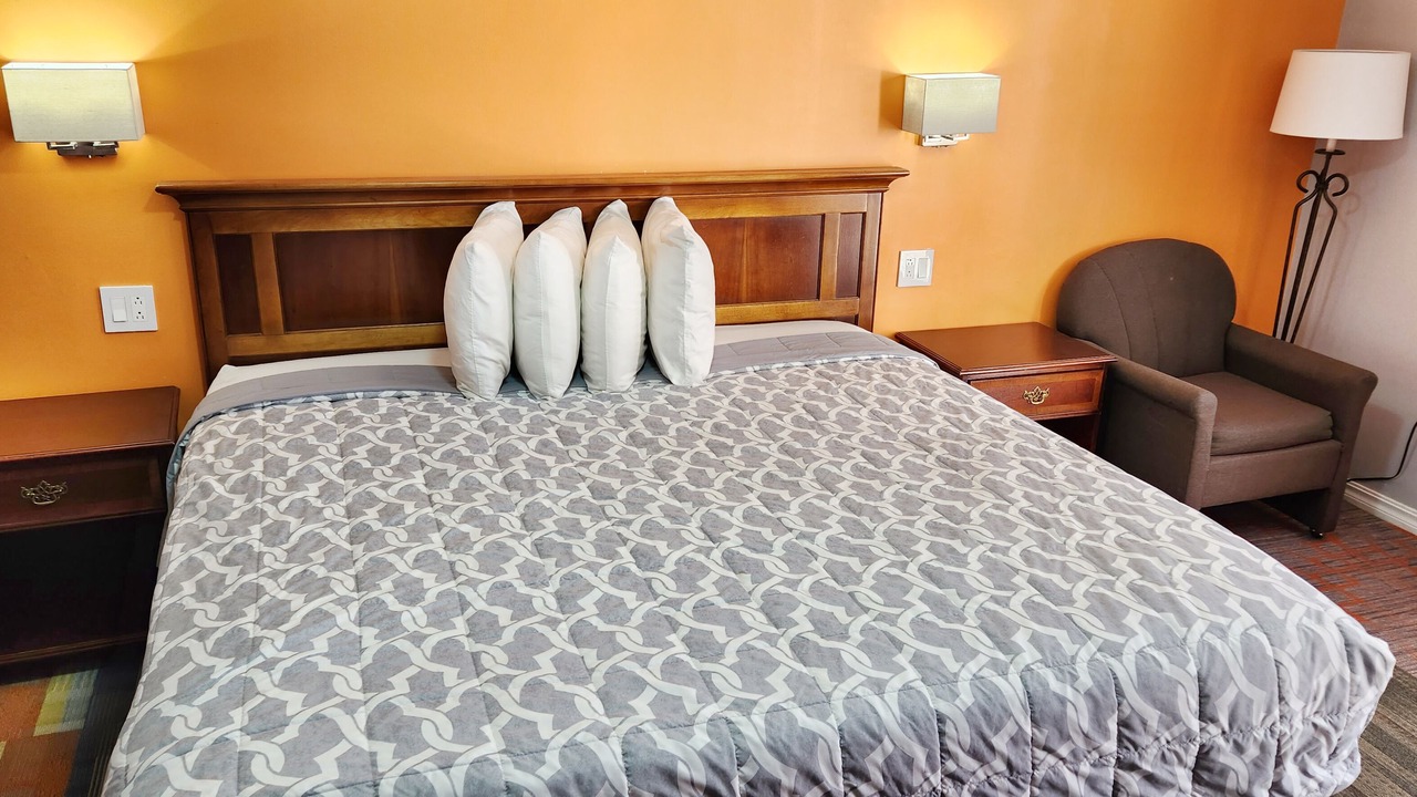 Photo of Bedroom in Eureka Springs