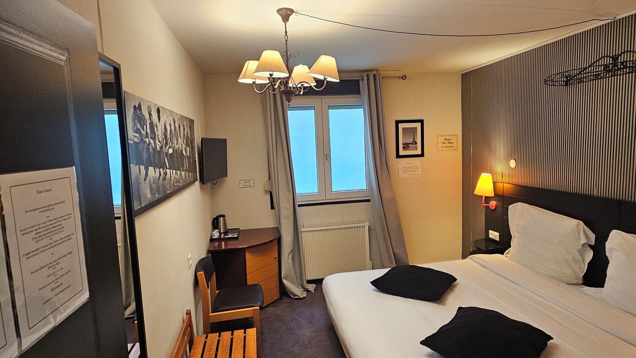 Photo of Bedroom in Rouen City Centre