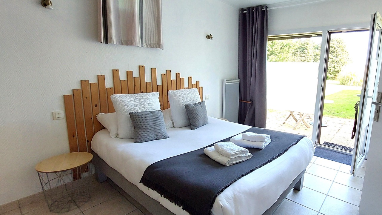 Photo of Bedroom in Tracy-sur-Mer