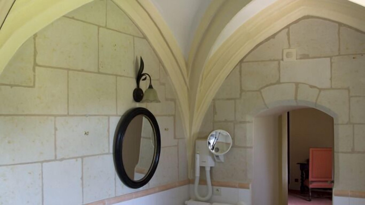 Photo of Bathroom in Noyant-de-Touraine