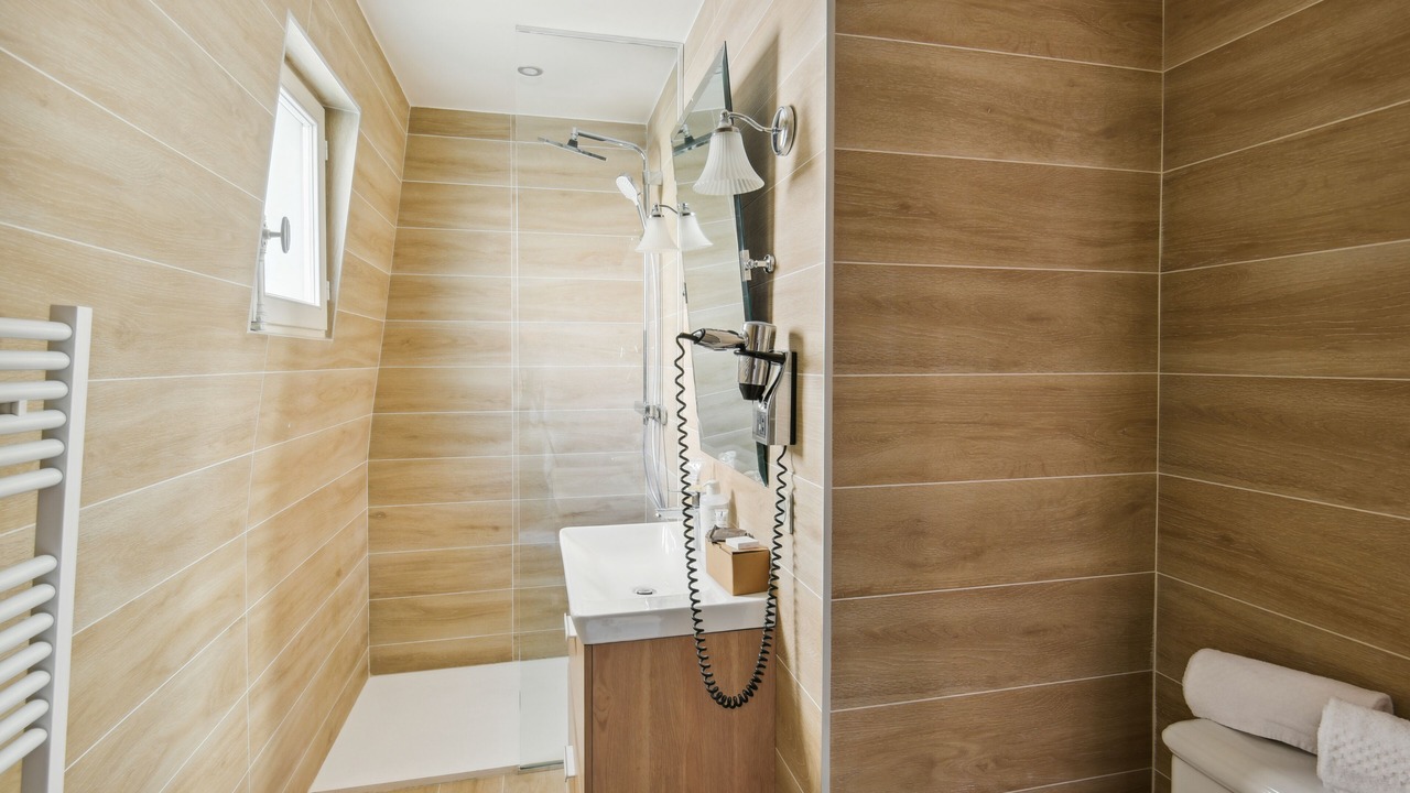 Photo of Bathroom in Porte-Dauphine