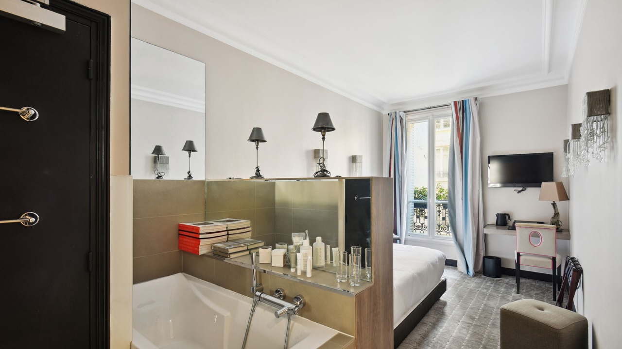 Photo of Bedroom in Porte-Dauphine