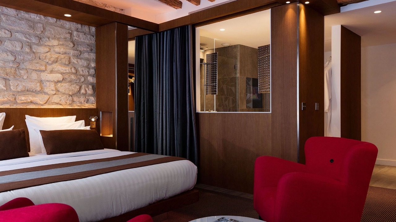 Photo of Bedroom in Sorbonne