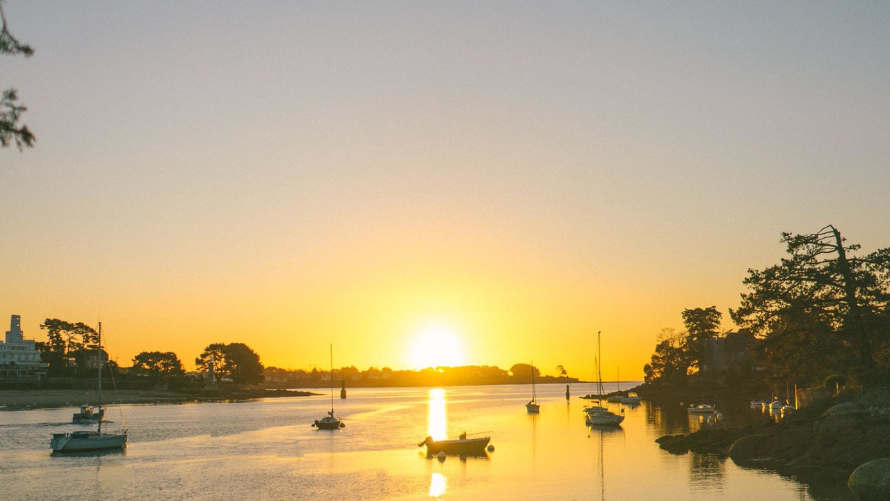 Photo of Others in Combrit