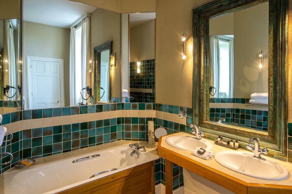 Photo of Bathroom in Saumur