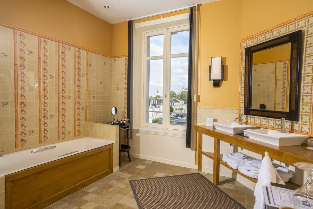 Photo of Bathroom in Saumur