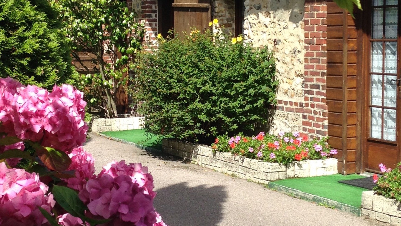 Photo of Outdoor in Saint-Gatien-des-Bois