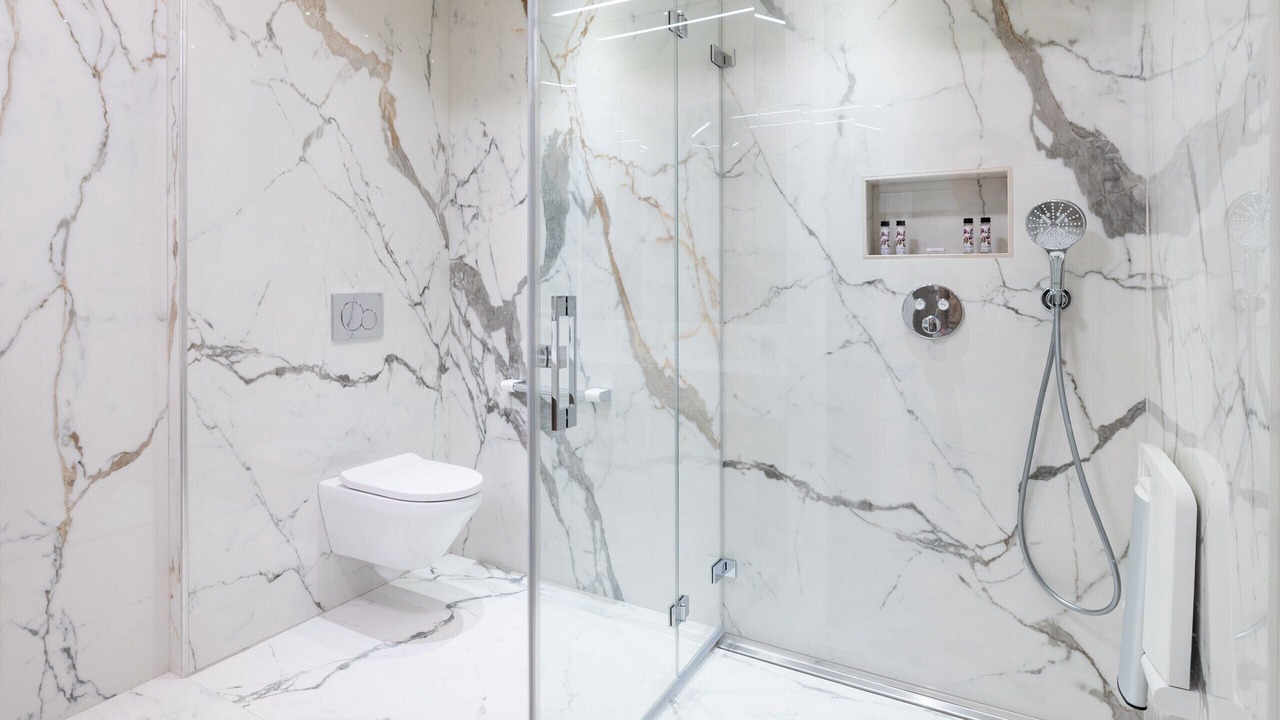 Photo of Bathroom in Reims City Centre