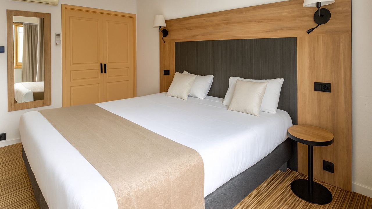 Photo of Bedroom in La Roche-sur-Yon