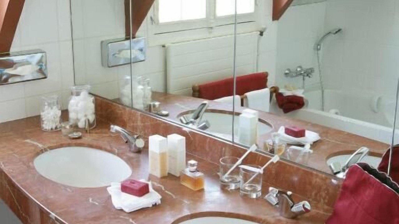 Photo of Bathroom in Chateaubourg