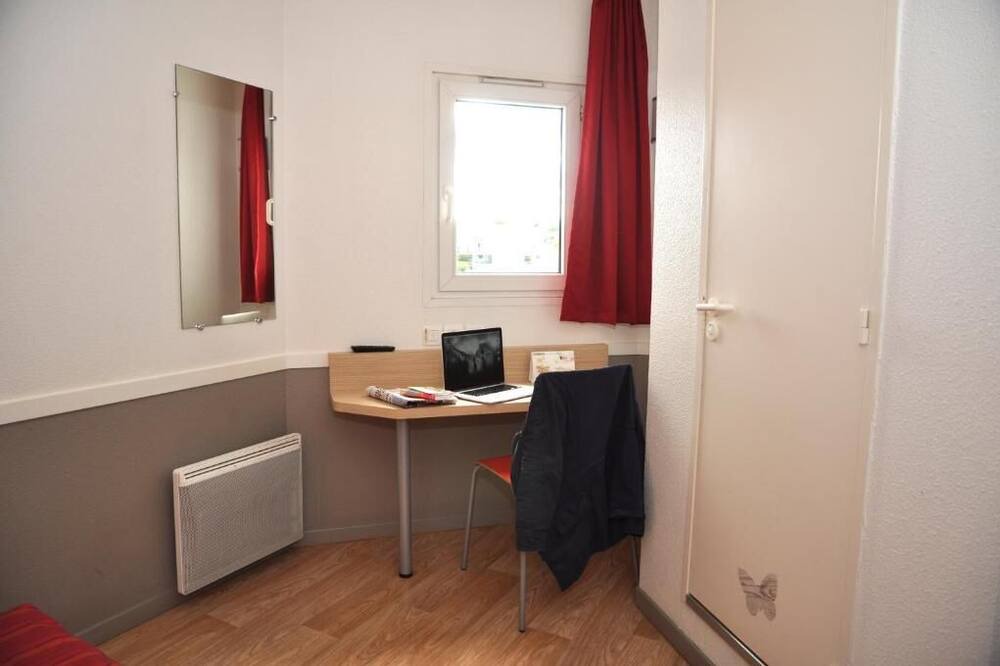Photo of Bedroom in Grigy-Technopole - La Grange-aux-Bois