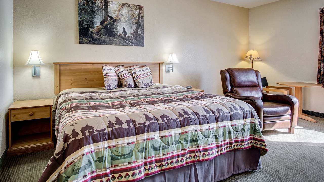Photo of Bedroom in Neosho