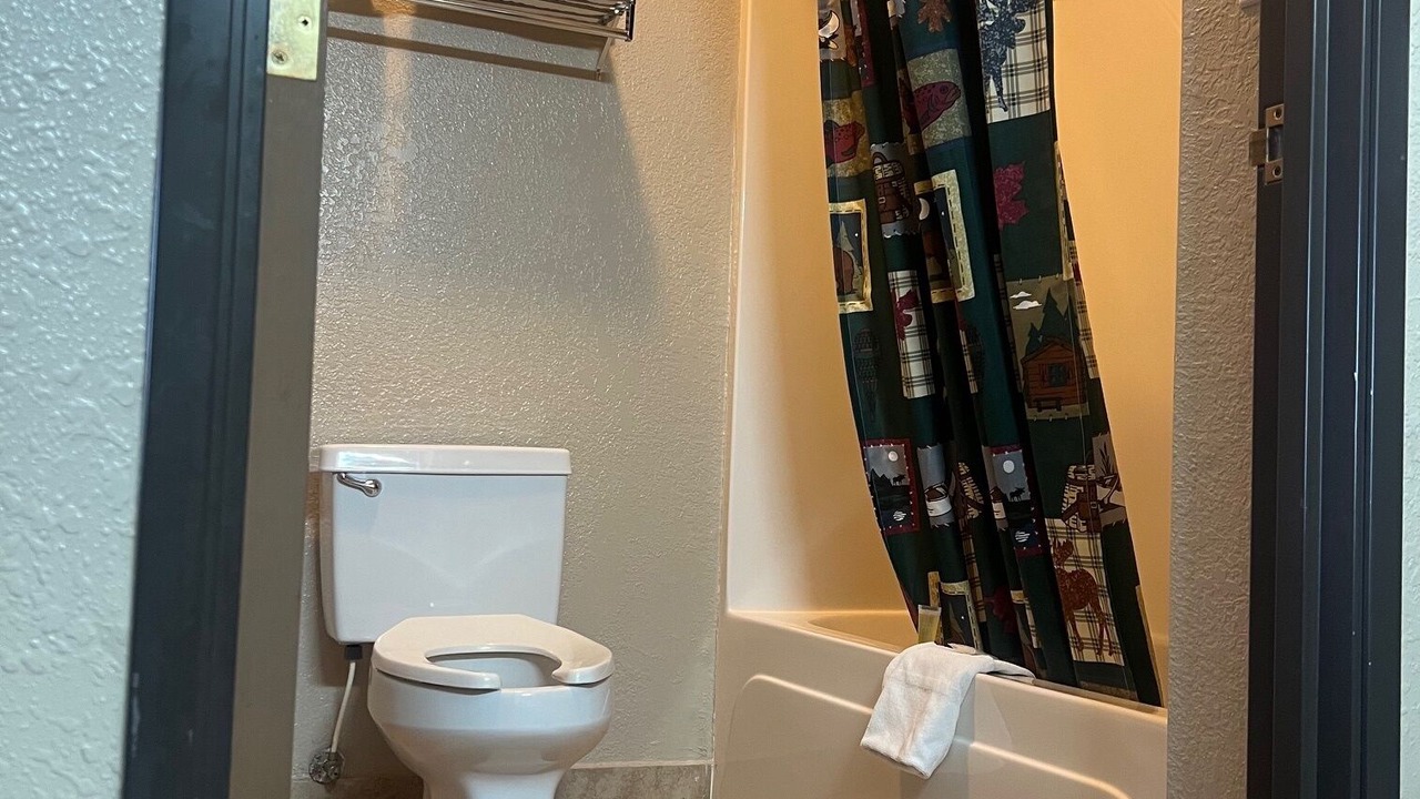 Photo of Bedroom in Neosho