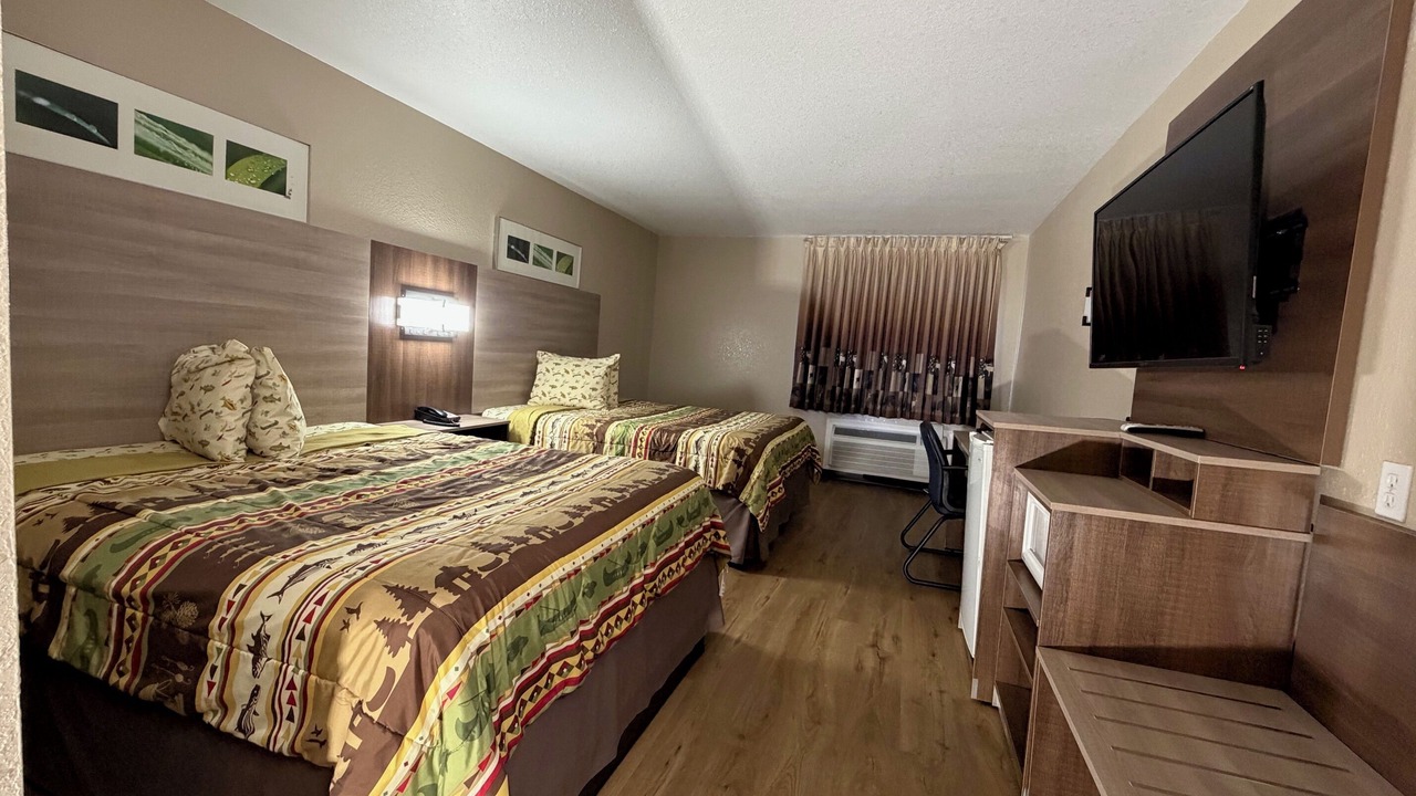 Photo of Bedroom in Neosho