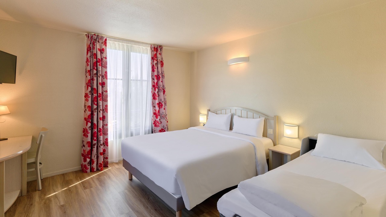 Photo of Bedroom in Magny-le-Hongre