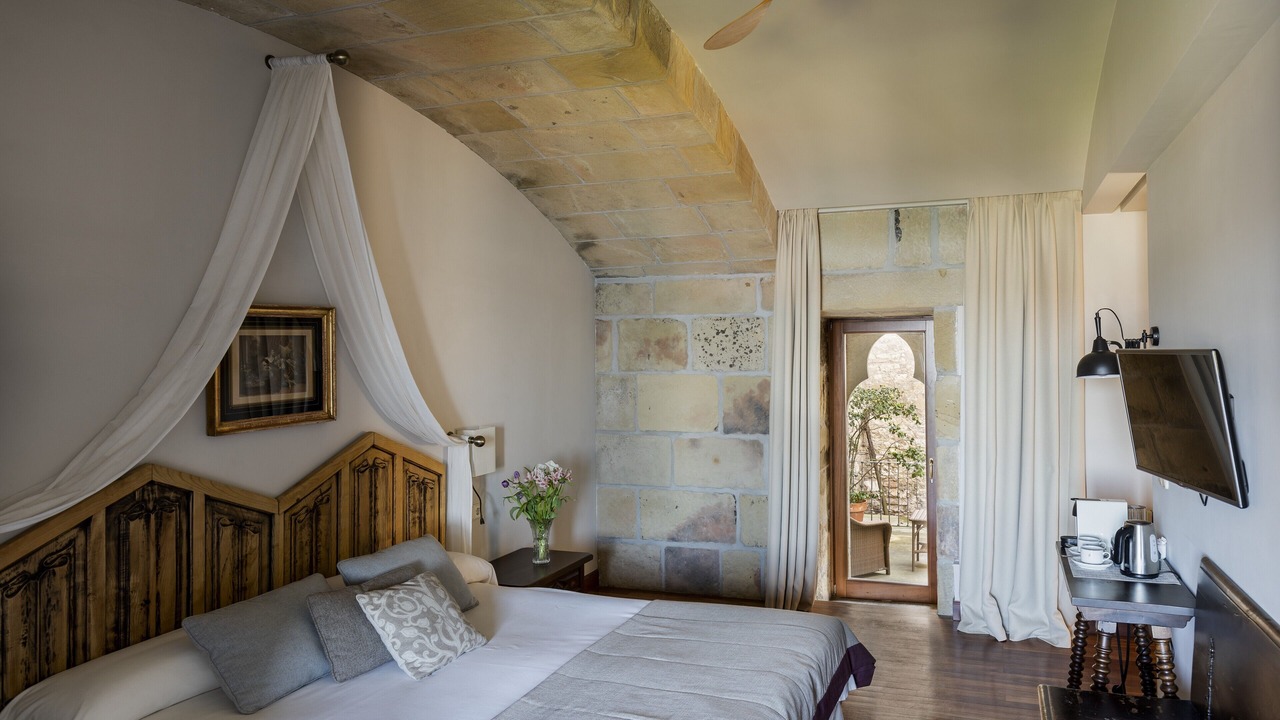 Photo of Bedroom in Hondarribia Historic Center