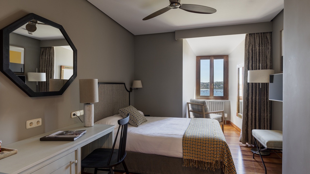 Photo of Bedroom in Hondarribia Historic Center