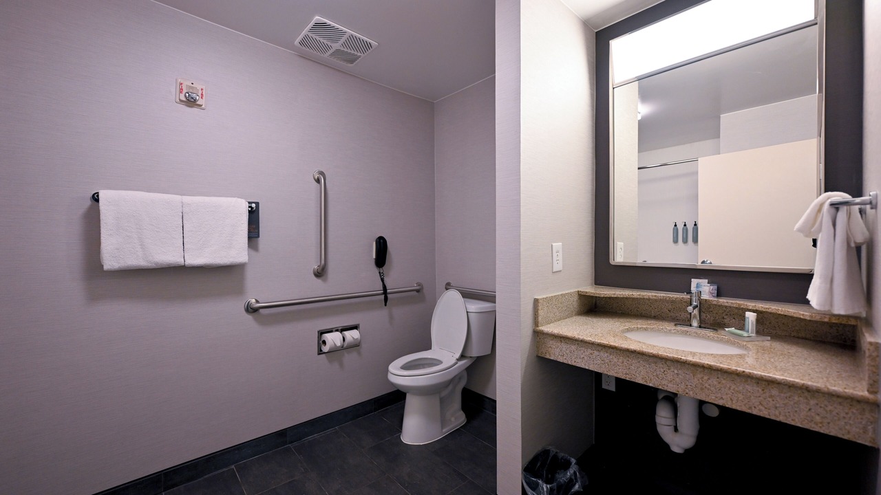 Photo of Bathroom in Albany