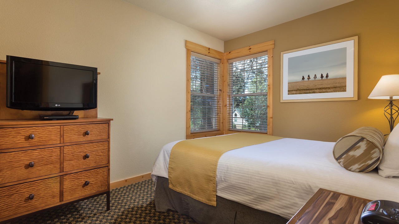 Photo of Bedroom in Klamath Falls