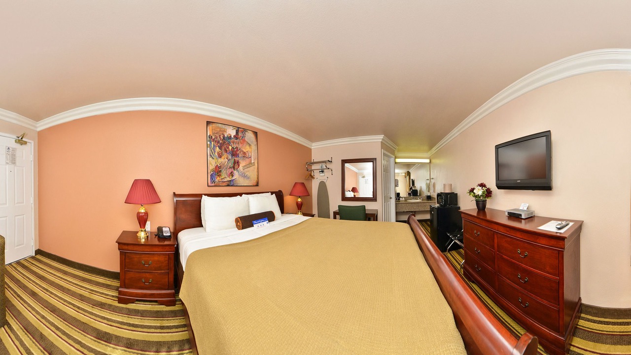 Photo of Bedroom in Downtown