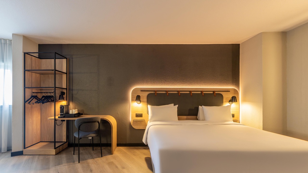 Photo of Bedroom in Roissy-en-France