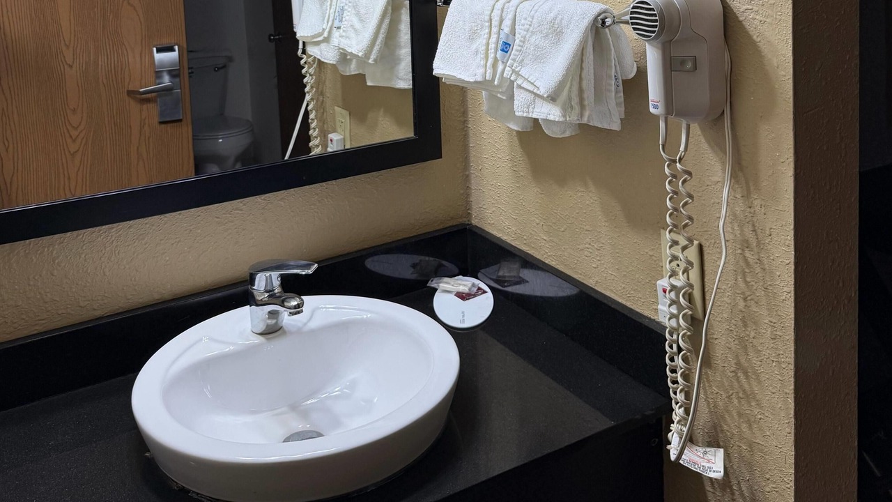 Photo of Bathroom in Mendota