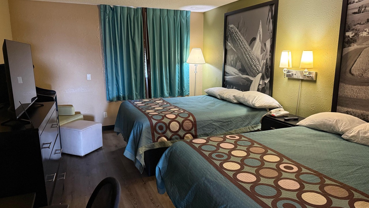 Photo of Bedroom in Mendota