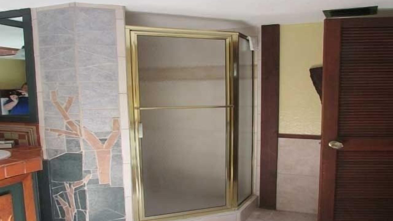Photo of Bathroom in Central Beach