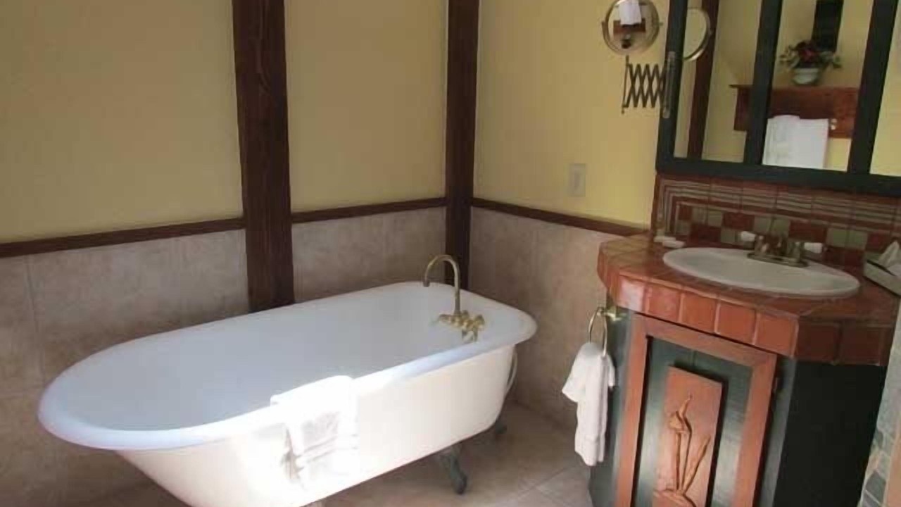 Photo of Bathroom in Central Beach