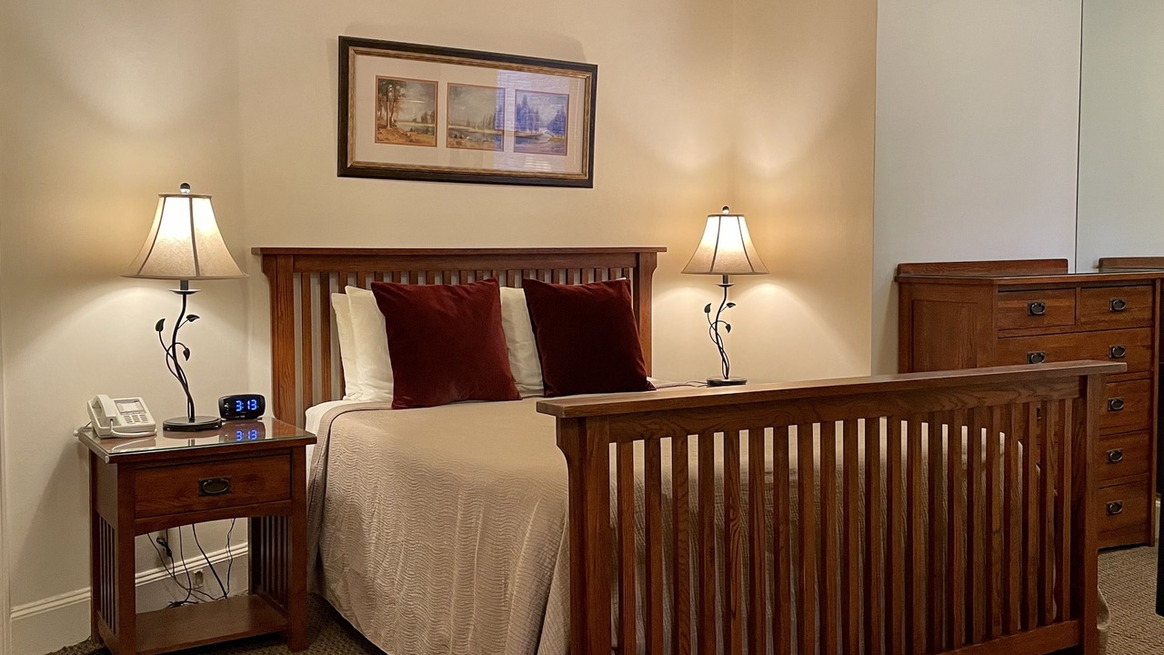 Photo of Bedroom in Fenway–Kenmore