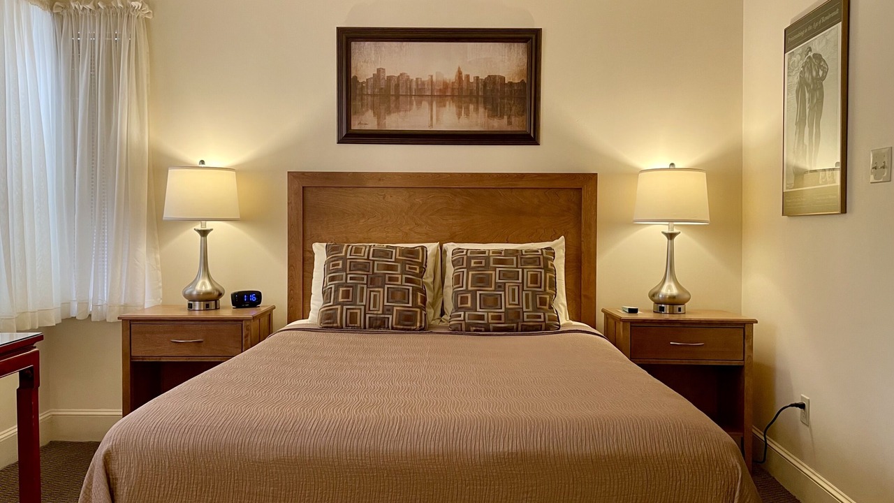 Photo of Bedroom in Fenway–Kenmore